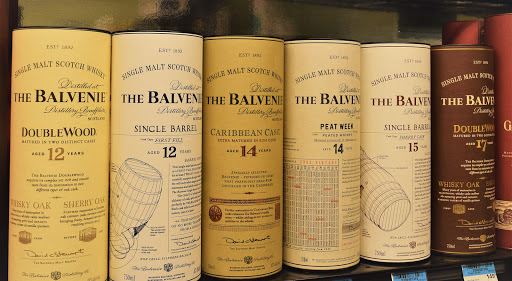 Liquor Store «Grove Liquors», reviews and photos, 2969 McDonald St, Coconut Grove, FL 33133, USA