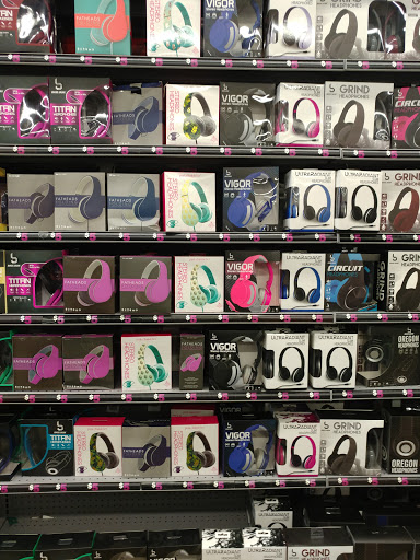 Variety Store «Five Below», reviews and photos, 30 Countryside Plaza, Countryside, IL 60525, USA