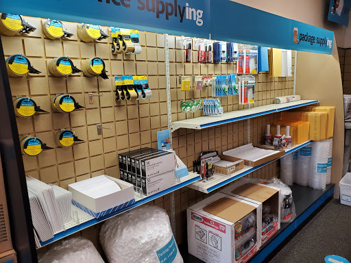 Shipping and Mailing Service «The UPS Store», reviews and photos, 35 Talcottville Rd #31, Vernon, CT 06066, USA