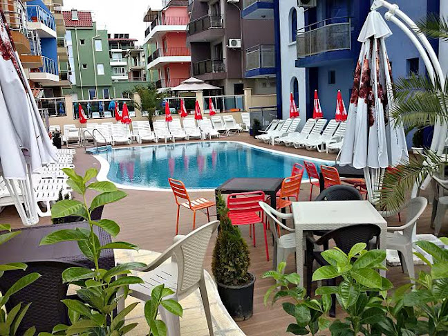 Хотел Пенелопе | Настаняване в Приморско | Близо до плажа | Семеен хотел | Приветливи стаи и апартаменти | Ресторант | Басейн