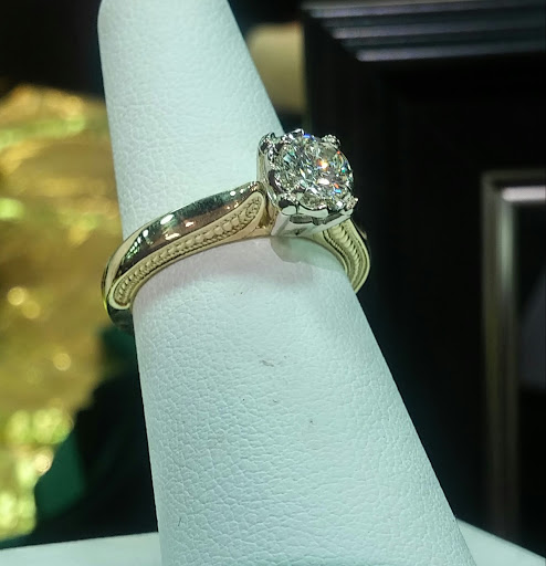 Jeweler «Yarnal Jewelers», reviews and photos, 4029 E Castro Valley Blvd, Castro Valley, CA 94552, USA