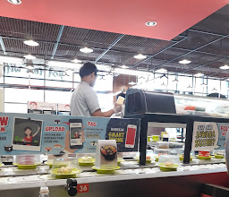 Sumo Sushi Bar photo