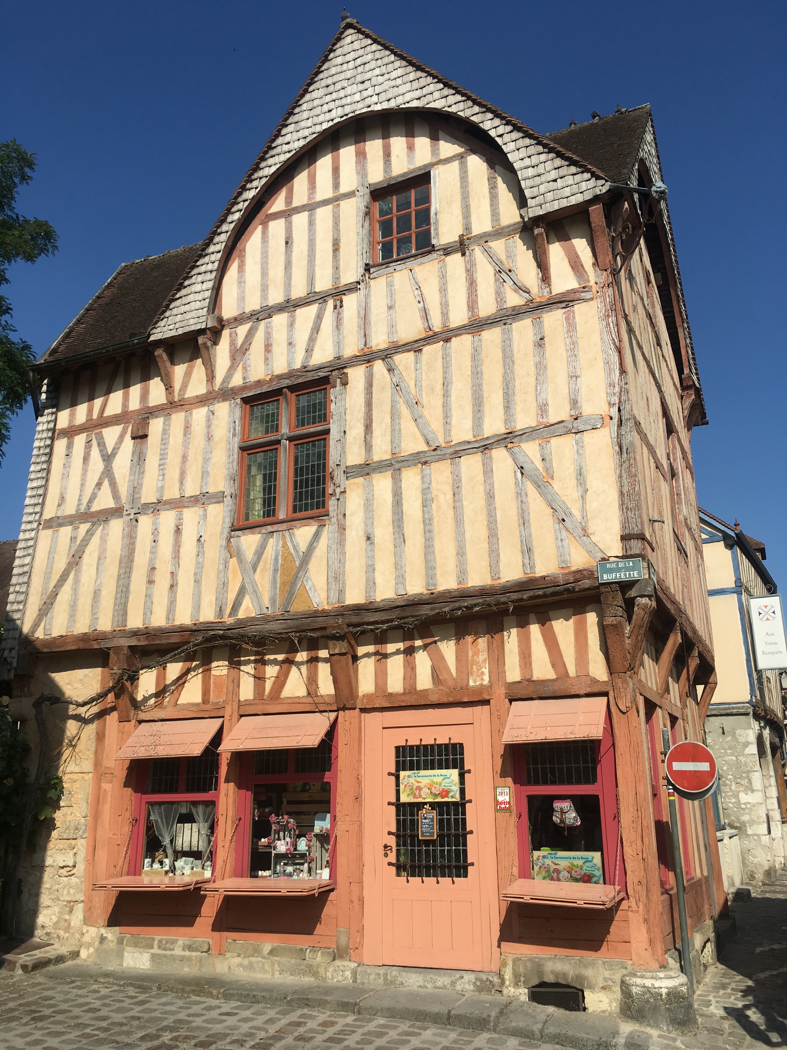 Photo n° 5 de l'avis de Li.o fait le 03/08/2019 à 06:51