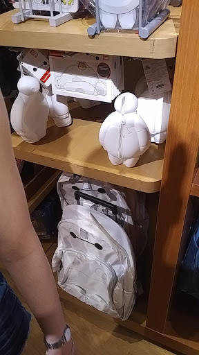 Toy Store «Disney Store», reviews and photos, 2134 Montebello Town Center, Montebello, CA 90640, USA