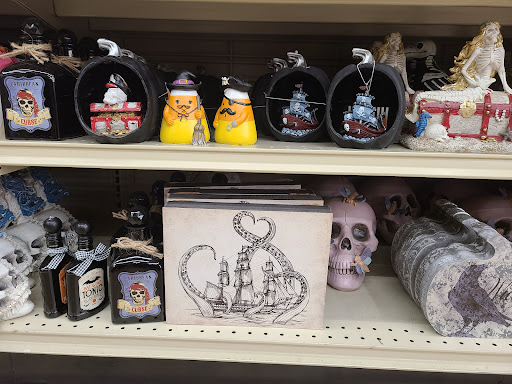 Home Goods Store «Christmas Tree Shops», reviews and photos, 9819 W Broad St, Glen Allen, VA 23060, USA