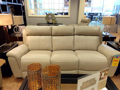 Furniture Store «Raymour & Flanigan Furniture and Mattress Store», reviews and photos, 480 Balltown Rd, Schenectady, NY 12304, USA