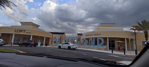 Clothing Store «AEO Factory Store», reviews and photos, 8200 Vineland Ave Suite 101, Orlando, FL 32821, USA