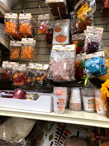 Home Goods Store «Christmas Tree Shops», reviews and photos, 28-34 Broadway, Lynnfield, MA 01940, USA