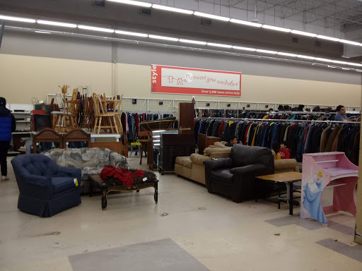 Thrift Store «Savers», reviews and photos, 432 Buckland Hills Dr, Manchester, CT 06042, USA