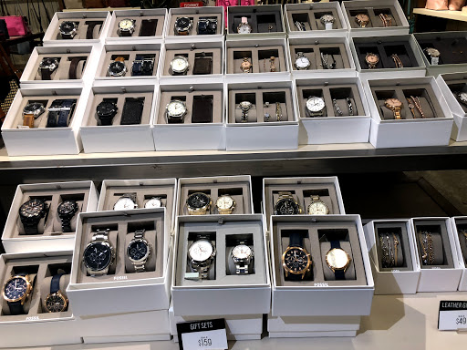 Watch Store «Fossil Outlet Store», reviews and photos, 18521 Outlet Blvd #725, Chesterfield, MO 63005, USA