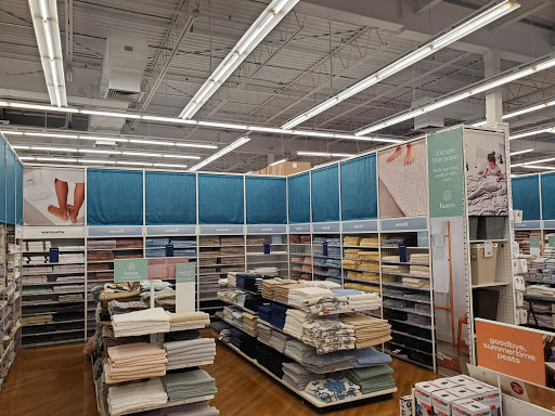 Department Store «Bed Bath & Beyond», reviews and photos, 1121 NJ-34, Aberdeen Township, NJ 07747, USA