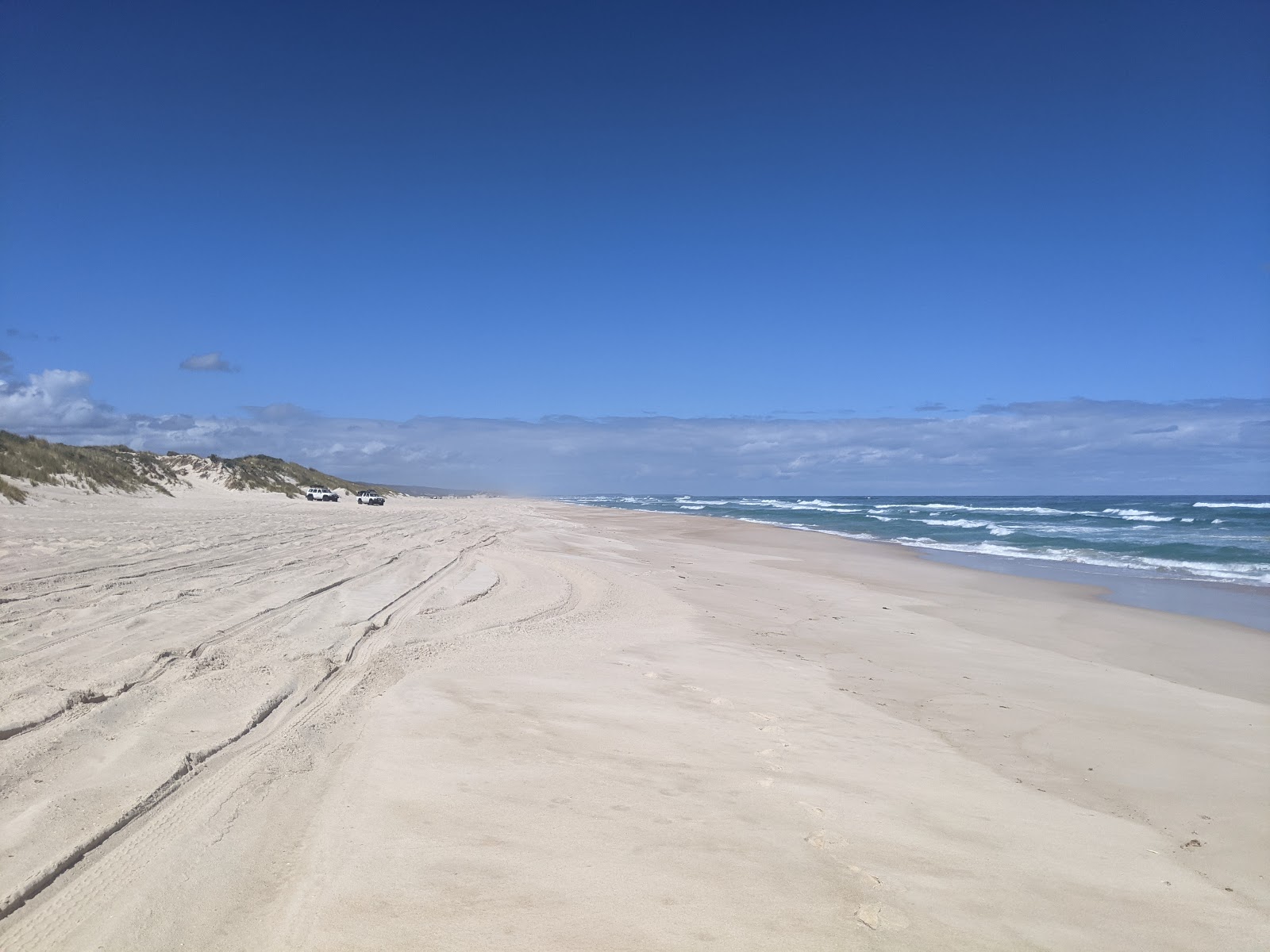 Foto av Yeagarup Beach med lång rak strand