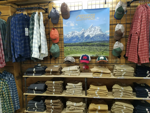 Outdoor Sports Store «Smoky Mountain Trader», reviews and photos, 18 W Jarrard St, Cleveland, GA 30528, USA