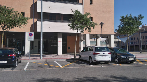 Peluquería New Fashyon en Berrioplano–Berriobeiti, Pamplona