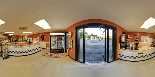 Donut Shop «Whistlestop Donuts», reviews and photos, 420 E 9th St, Hopkinsville, KY 42240, USA