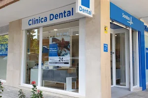 Clínica Dental Milenium Mar de Cristal - Sanitas image