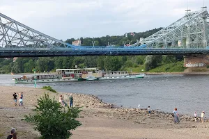 Sächsische Dampfschifffahrt Anlegestelle Pillnitz image