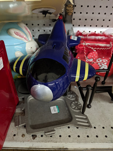 Thrift Store «Goodwill», reviews and photos