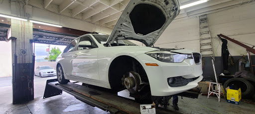 Auto Repair Shop «Bavarian Auto House», reviews and photos, 1009 E Balsam Ave, Anaheim, CA 92805, USA