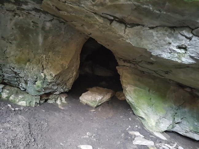 Létrási vizes barlang