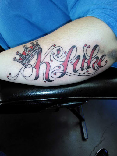 Tattoo Shop «UnderGround-Ink Tattoo Gallery», reviews and photos, 2106 W Gentry Pkwy, Tyler, TX 75702, USA