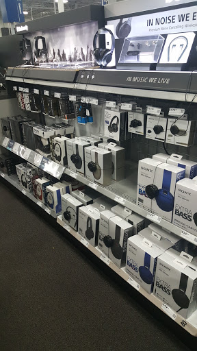 Electronics Store «Best Buy», reviews and photos, 230 Independence Way, Danvers, MA 01923, USA