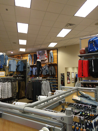 Sporting Goods Store «SCHEELS», reviews and photos, 1850 Adams St, Mankato, MN 56001, USA