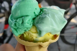 Ice-cream shop image
