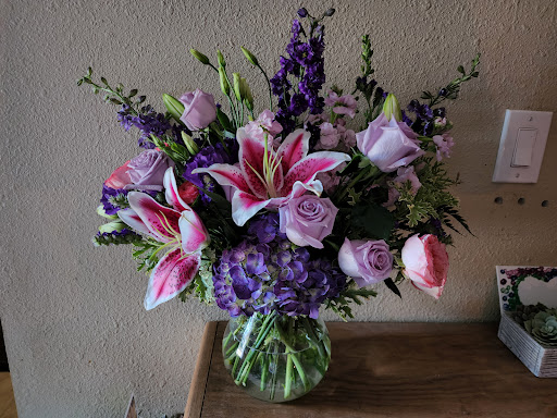 Florist «Flowers by Zsuzsana», reviews and photos, 21300 NW Cornell Rd #1201, Hillsboro, OR 97124, USA