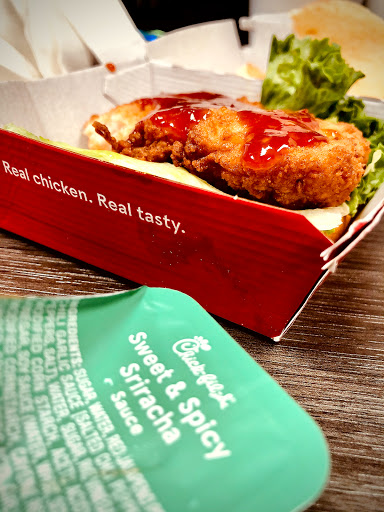 Fast Food Restaurant «Chick-fil-A», reviews and photos, 300 W 1st St, Arlington, TX 76019, USA