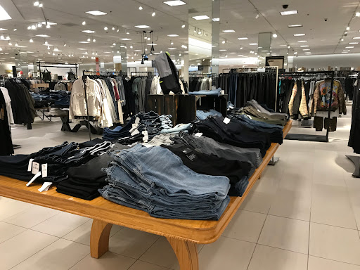 Department Store «Nordstrom Oakbrook Center», reviews and photos, 10 Oakbrook Center, Oak Brook, IL 60523, USA