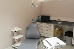mutual dental clinic image