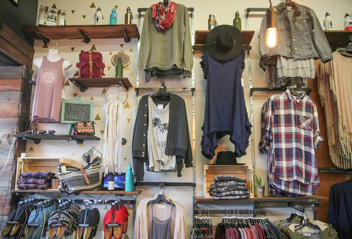 Snowboard Shop «The Vault - Snowboards & Skateboards», reviews and photos, 227 G St, Davis, CA 95616, USA