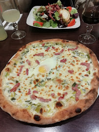 Pizza du Pizzeria Le Prado à Gournay-en-Bray - n°4