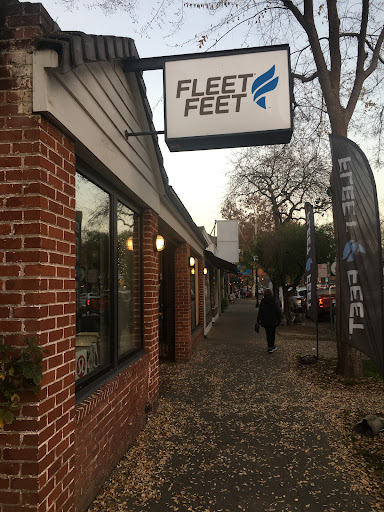 Shoe Store «Fleet Feet Sports», reviews and photos, 2311 J St, Sacramento, CA 95816, USA