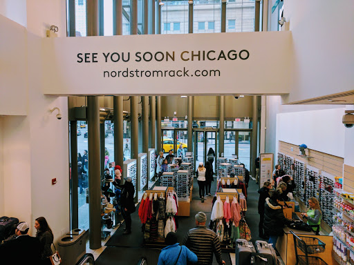 Department Store «Nordstrom Rack Chicago Avenue», reviews and photos, 101 E Chicago Ave, Chicago, IL 60611, USA