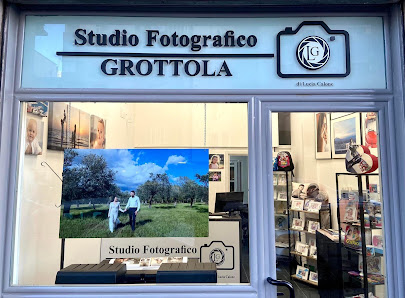Studio Fotografico Grottola Via Giacomo Leopardi, 281, 80125 Napoli NA, Italia