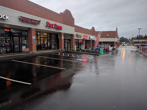 Pet Supply Store «Pet Pros Sunnyside in Clackamas», reviews and photos, 12040 SE Sunnyside Rd, Clackamas, OR 97015, USA