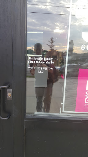 Cell Phone Store «T-Mobile», reviews and photos, 313 S Hamilton Rd, Gahanna, OH 43230, USA