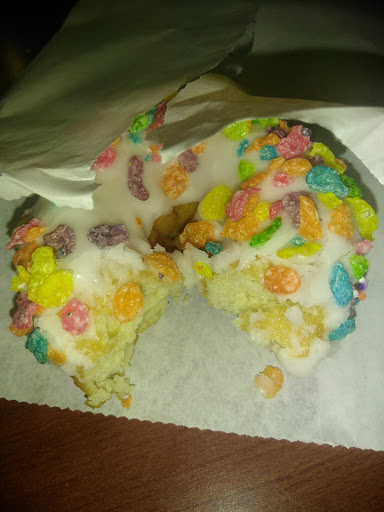 Yummy's Donuts