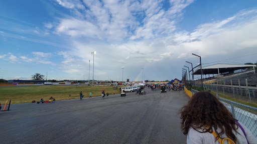 Car Racing Track «Hawkeye Downs», reviews and photos, 4400 6th St SW, Cedar Rapids, IA 52404, USA
