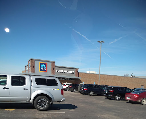 Supermarket «ALDI», reviews and photos, 1860 Edgewood Rd SW, Cedar Rapids, IA 52404, USA