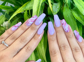 Envy Nails Uptown