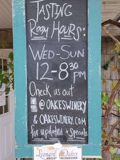 Winery «Leonard Oakes Estate Winery», reviews and photos, 10609 Ridge Rd, Medina, NY 14103, USA