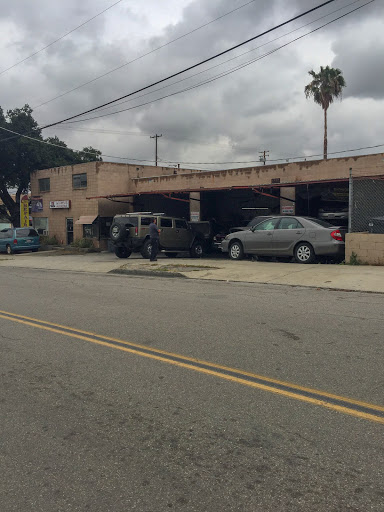 Mechanic «L&T Complete Auto Repair», reviews and photos, 2692 Main St, Riverside, CA 92501, USA