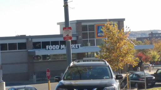 Supermarket «ALDI», reviews and photos, 901 17th St NE, Washington, DC 20002, USA