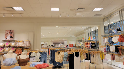 Clothing Store «Forever 21», reviews and photos, 450 Great Mall Dr, Milpitas, CA 95035, USA