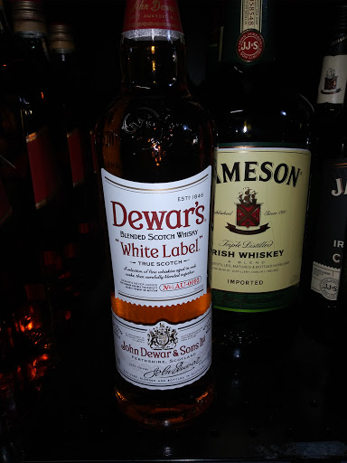 Liquor Store «OC Liquor Store», reviews and photos, 411 N Ocean Dr, Hollywood, FL 33019, USA