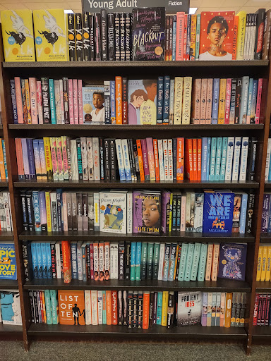 Book Store «Barnes & Noble», reviews and photos, 14790 Greyhound Plaza, Carmel, IN 46032, USA