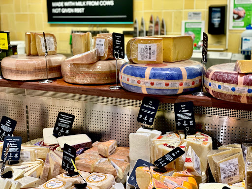 Grocery Store «Whole Foods Market», reviews and photos, 3000 Telegraph Ave, Berkeley, CA 94705, USA